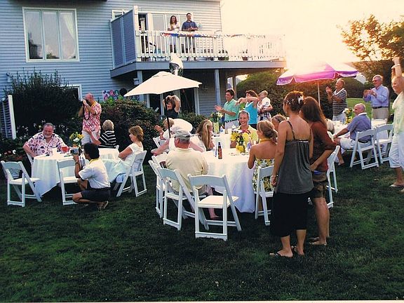 Lrg.Private Back Yard