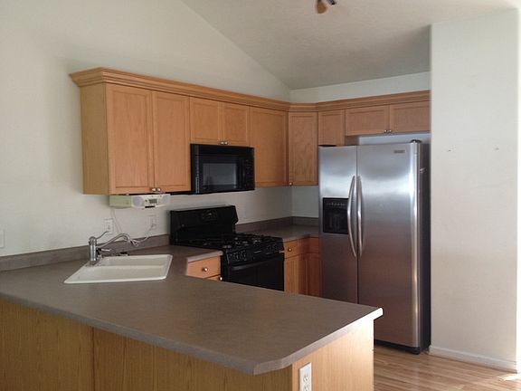 2nd image of 3179 S Stone Butte Ln