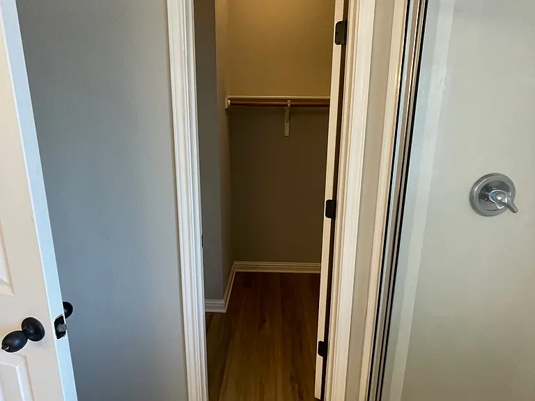 10025 Mount Rainier Dr — Photo 22
