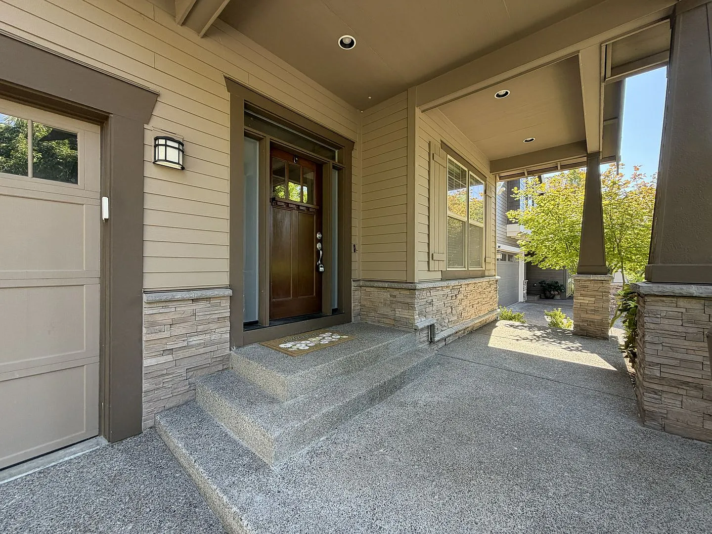 3Bd/ 2.5Ba North Bethany Home ~ 2 Car Garage, Fenced Backyard, Fabulous Kitchen — Photo 3