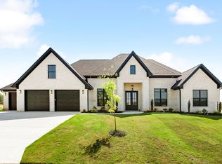 6126 Majestic Waters Dr, Alexander, AR 72002