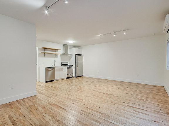 2nd image of 306 N Bonnie Brae St APT 2