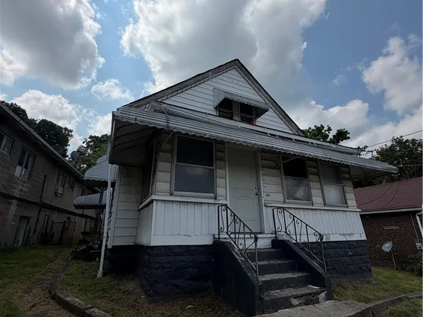 1814 Manchester Rd, Akron, OH 44314