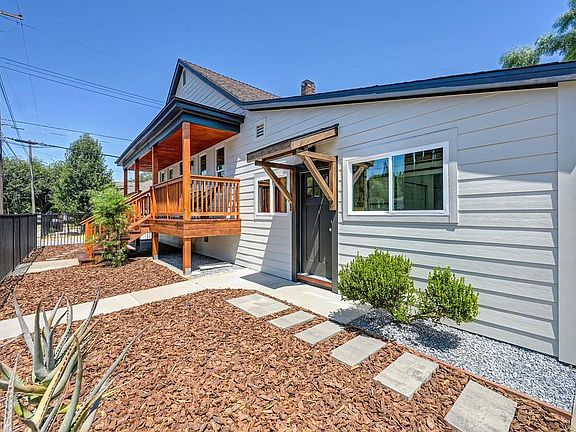 5th image of 3309-3307 37th St