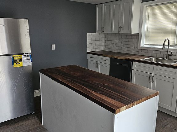 4th image of 48 Old Lancaster Rd