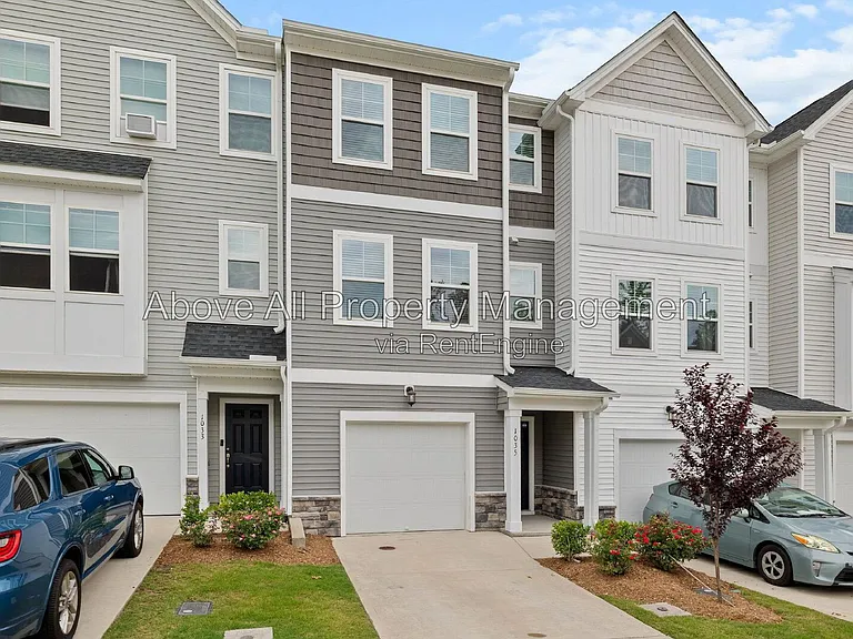1035 Shoreside Dr — Photo 3