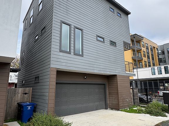4th image of 415 Jackson St #101
