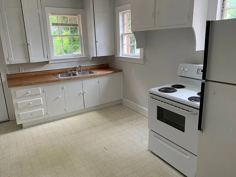512 Edisto Ave — Photo 4