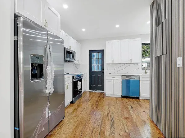 442 E 43rd St, Brooklyn, NY 11203
