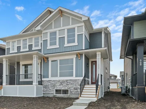 664 N Sora Blvd SE, Calgary, AB T3S 0L7