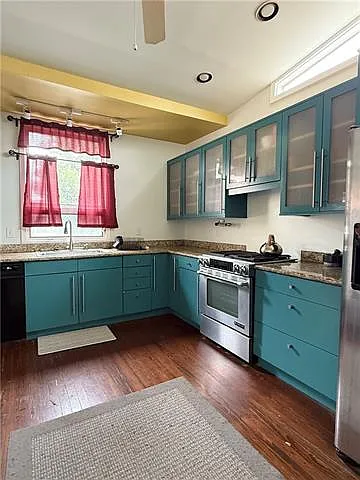 3 bed, 2.5 bath, 1473 sqft, $2,650 — Photo 4