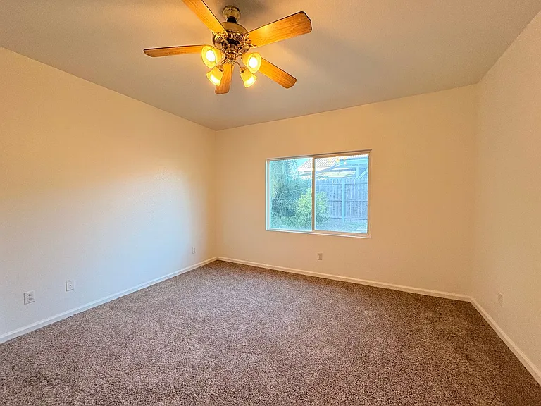 1817 Briar Brook Ct — Photo 6