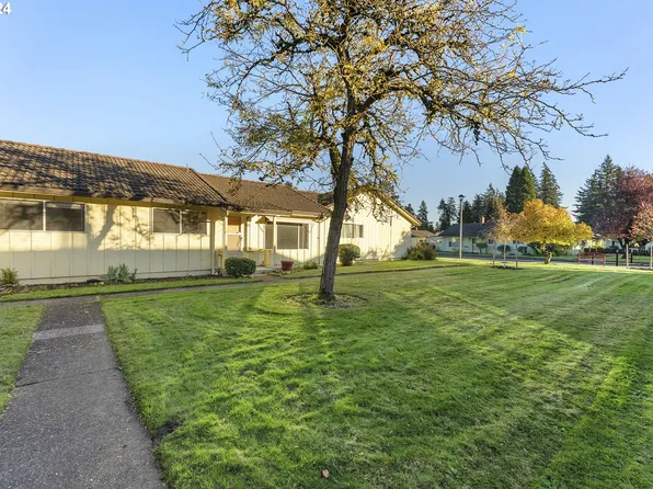 12425 SE Main St, Portland, OR 97233