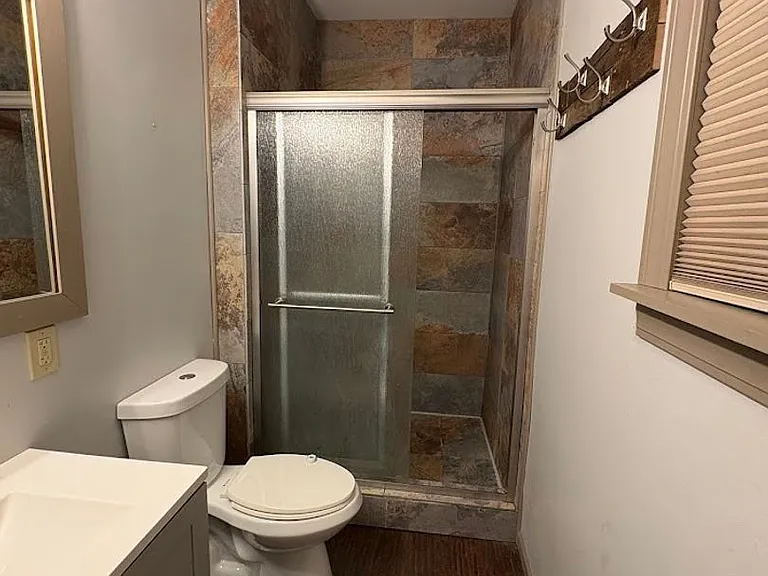 532 Crosby St — Photo 32