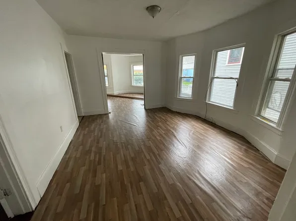 147 Willow St, Waterbury, CT