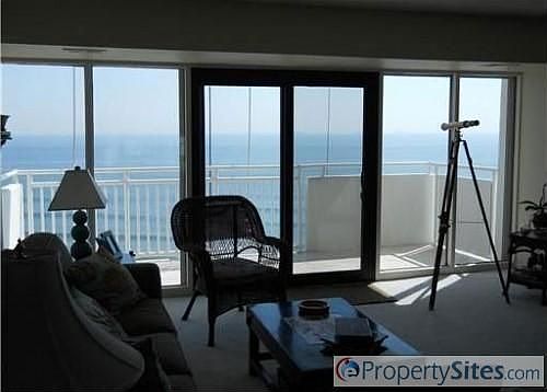 2nd image of 4004 Atlantic Ave APT 1503