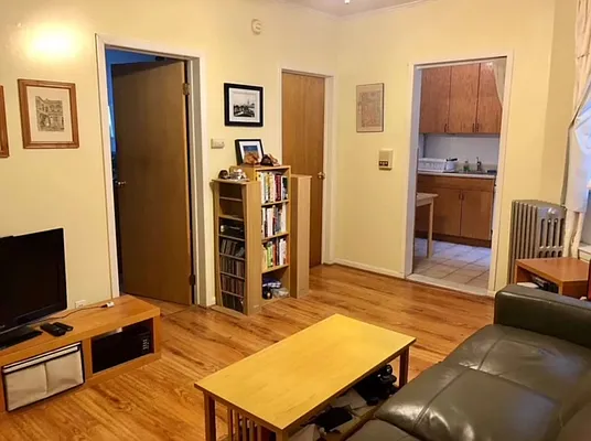 Rented by Alexiou Realty | media 7