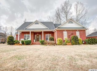 144 Hedgestone Dr, Huntsville, AL 35806