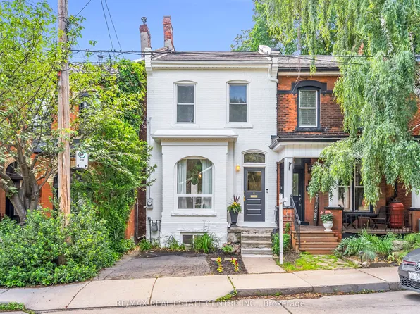 76 Pearl St N, Hamilton, ON L8R 2Y9