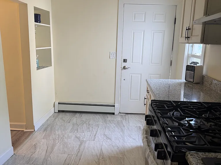 42 Nelson Ave #F — Photo 7
