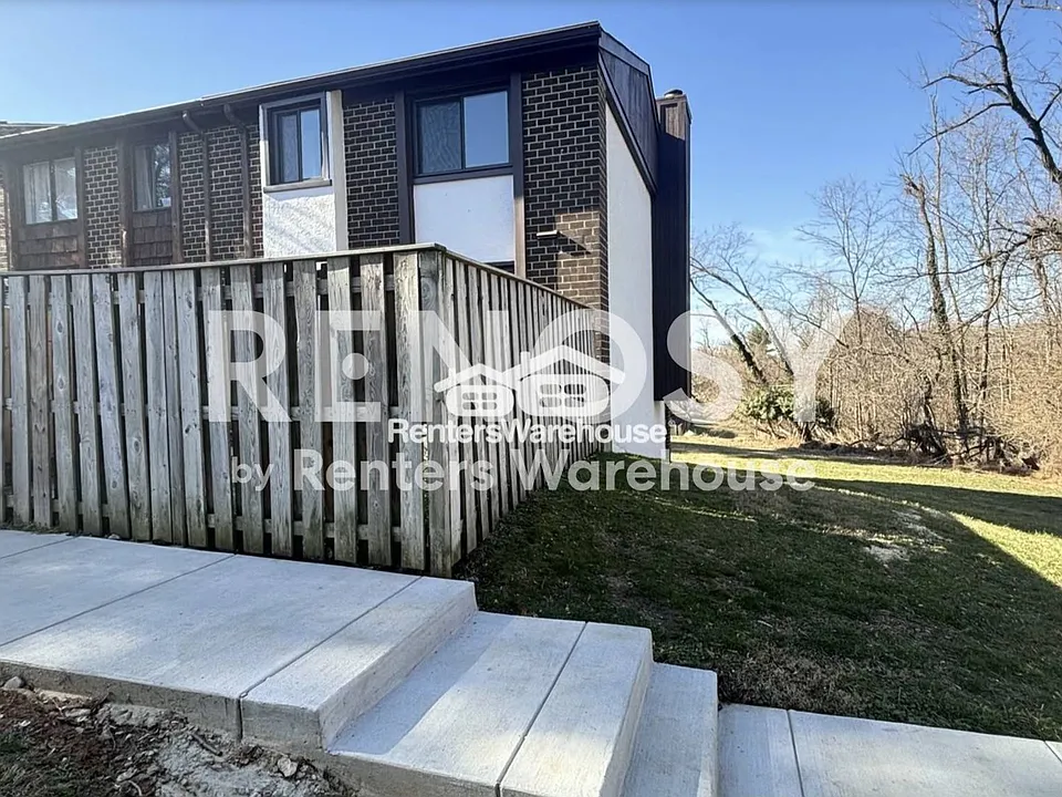 6585 Sweet Fern