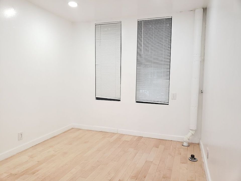 2nd image of 201 W 105th St #3S1