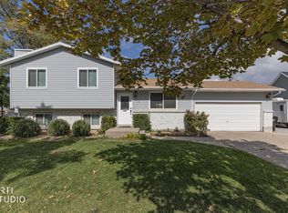 916 W 2025 S, Woods Cross, UT 84087