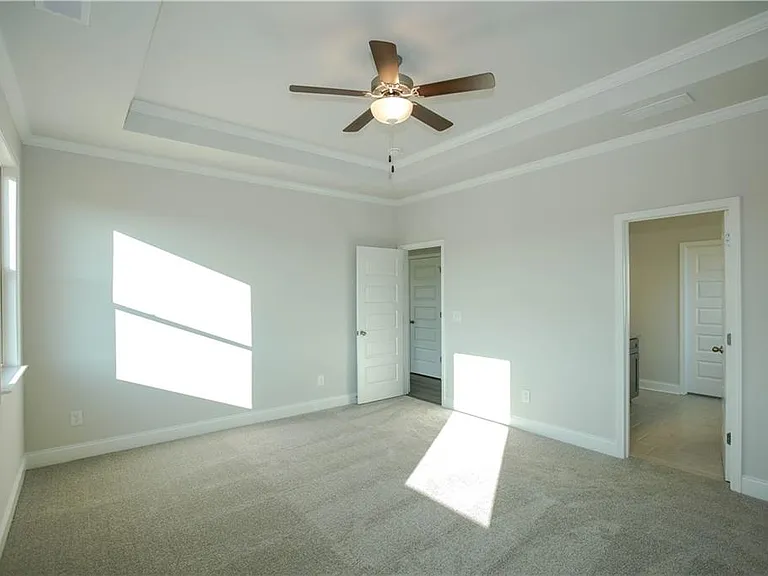 452 Hellen Valley Dr — Photo 15