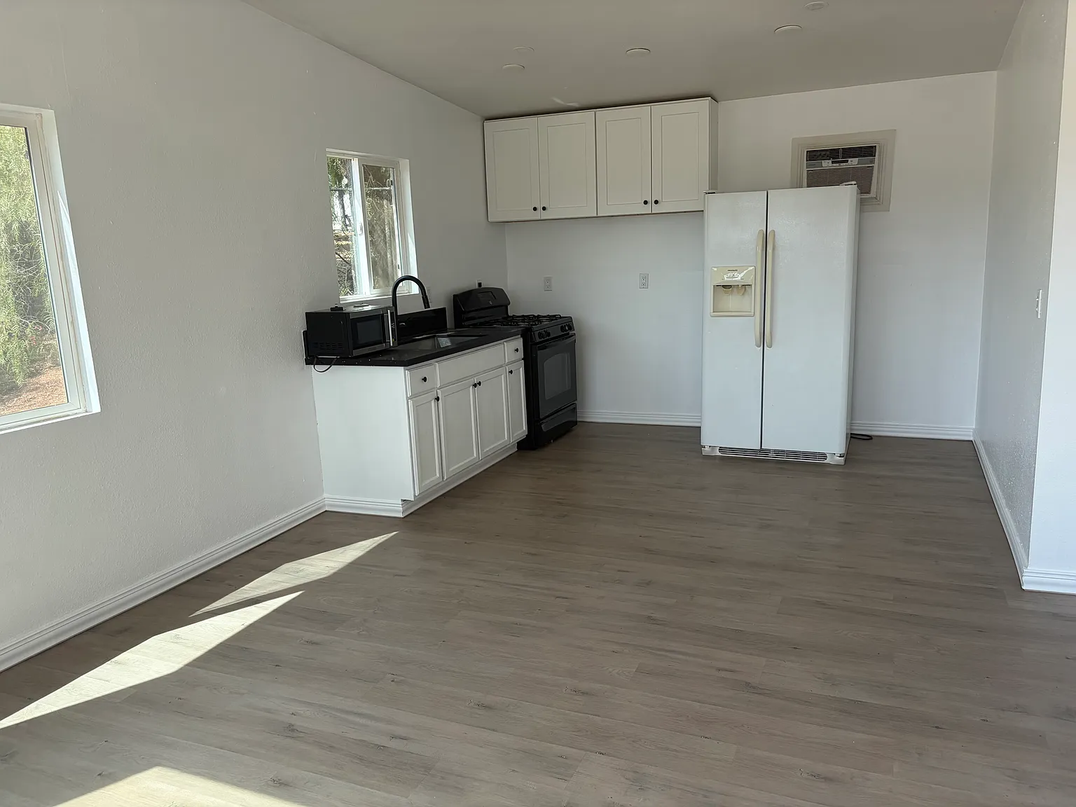 17381 Mockingbird Canyon Rd — Photo 3