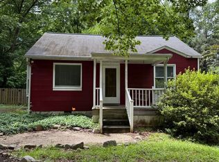 27 Rogerson Dr, Chapel Hill, NC 27517