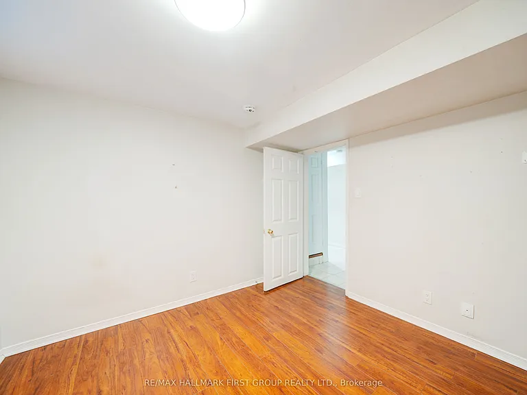5 Claresholme Dr — Photo 22