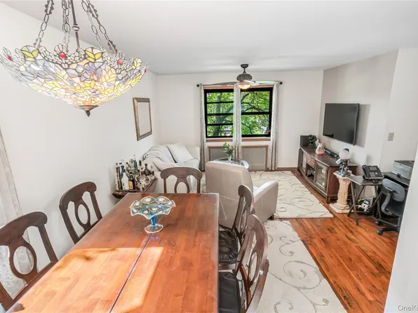 218-12 43rd Avenue #2E, Bayside, NY 11361