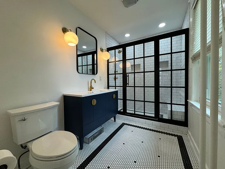 2201 W Gordon St — Photo 37