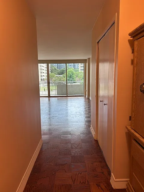 Entryway - 3001 Veazey Ter NW #815