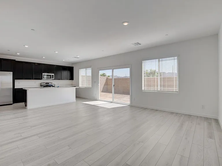 345 Isla Enclave Way — Photo 10