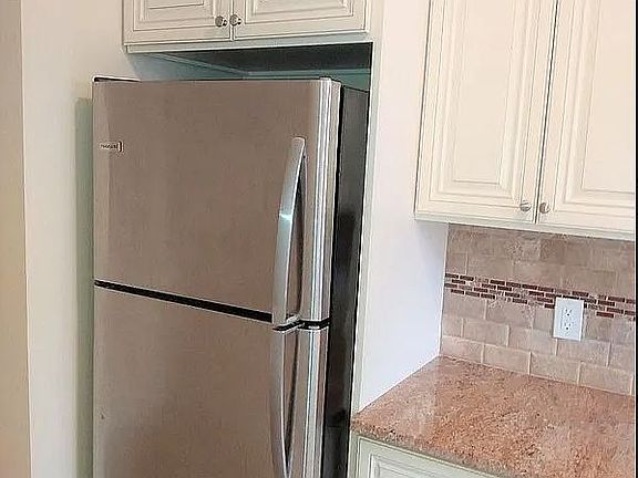 3rd image of 25-12 41st St #2B