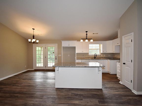5th image of 34 Driftwood Dr