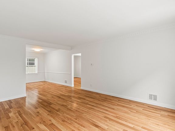 5th image of 1227 N Harper Ave APT 12
