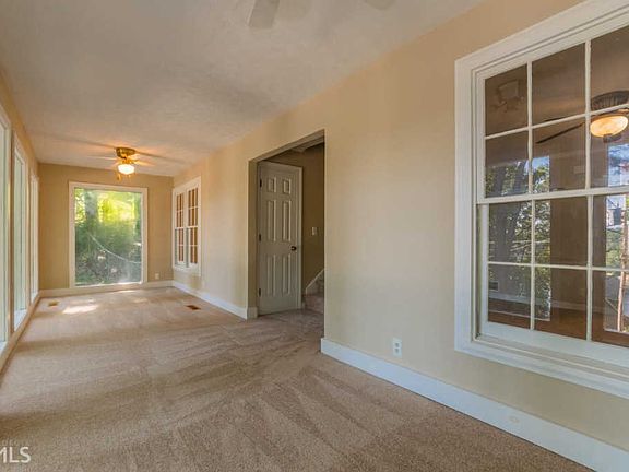 2nd image of 8451 Lake Dr