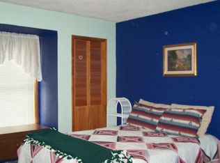 406 W Walnut St, Rawlins, WY 82301