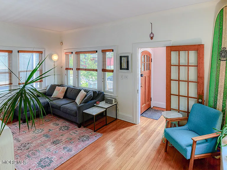 1503 Emory St — Photo 11