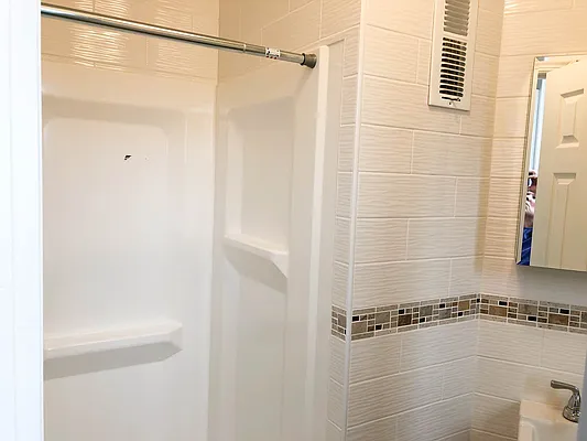 Rented by Ulas Real Estates Inc | media 29