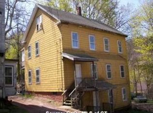 8 McLean St, Vernon, CT 06066