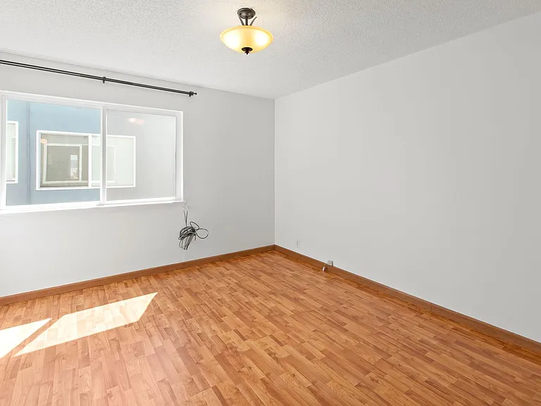 230 12th Ave #389R — Photo 14