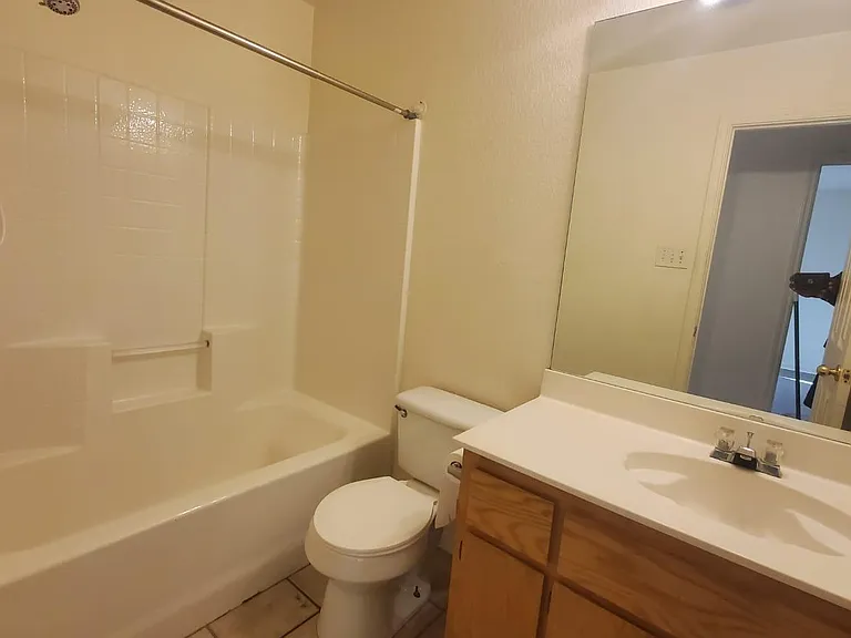 4211 Thunder Creek Dr #A — Photo 32