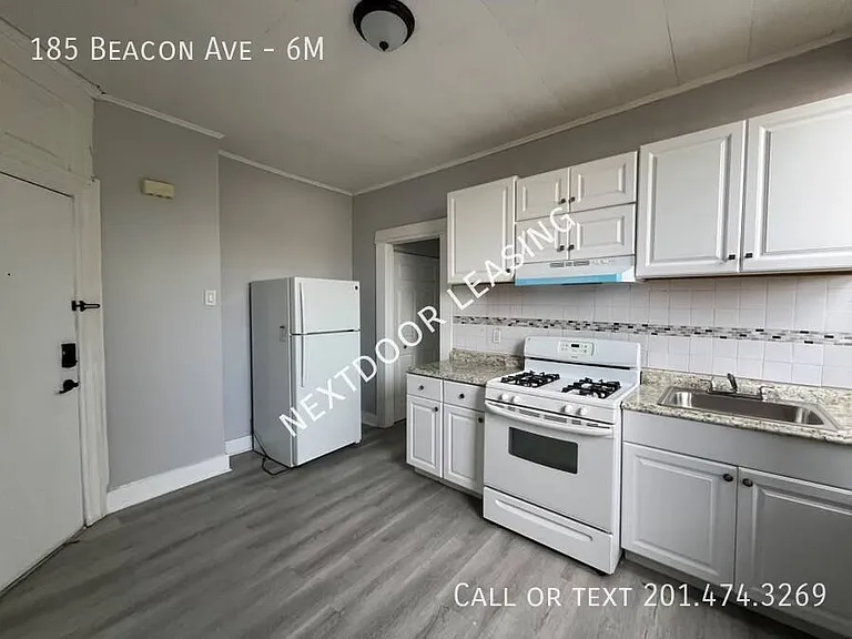 185 Beacon Ave #6M — Photo 1