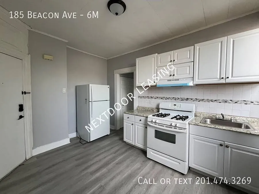 185 Beacon Ave #6M
