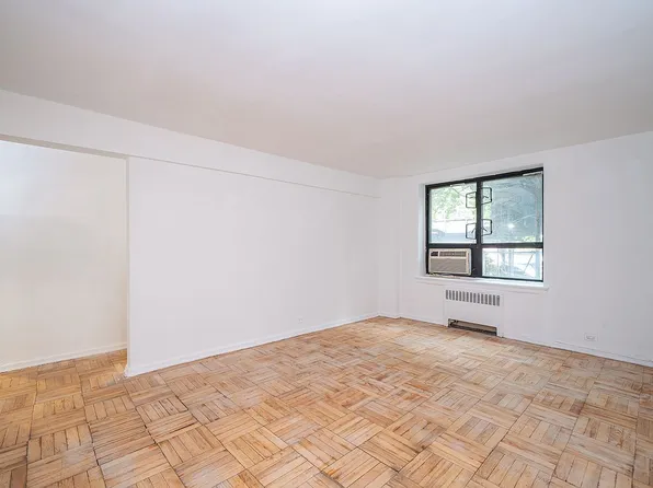 37 Nagle Ave APT 1C, New York, NY 10040