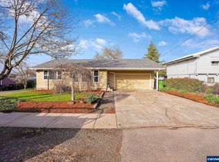 330 Taylor St, Mount Angel, OR 97362