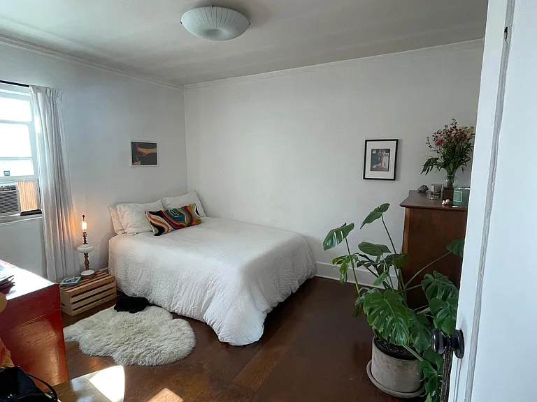 Bedroom #1